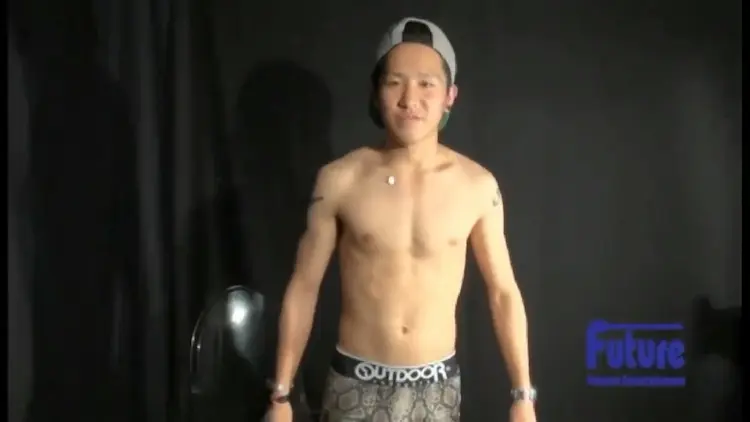 YC1002568.mp4 snapshot 03.14.319