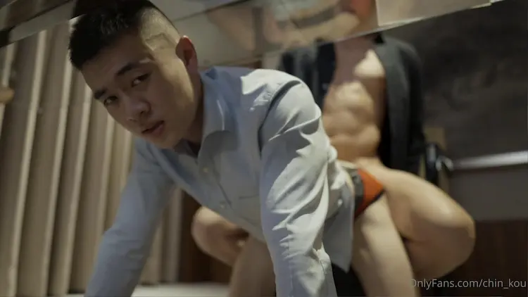 Office love with.@justcumoverme